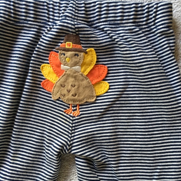 Carter’s pant set First Turkey Day so 9 mos - Picture 4 of 5